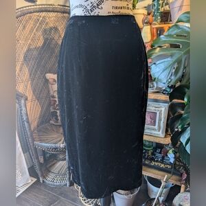 Vintage Union Made Women's Orite Crushed Velvet Black Pencil Skirt Size 9/10